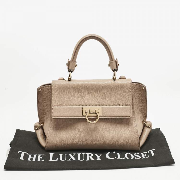 Pre Owned Salvatore Ferragamo Beige Leather Small Sofia Top Handle Bag