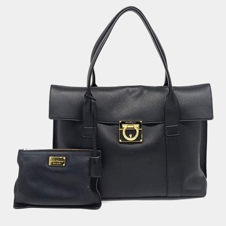 Pre Owned Salvatore Ferragamo Black Leather Suki Bag