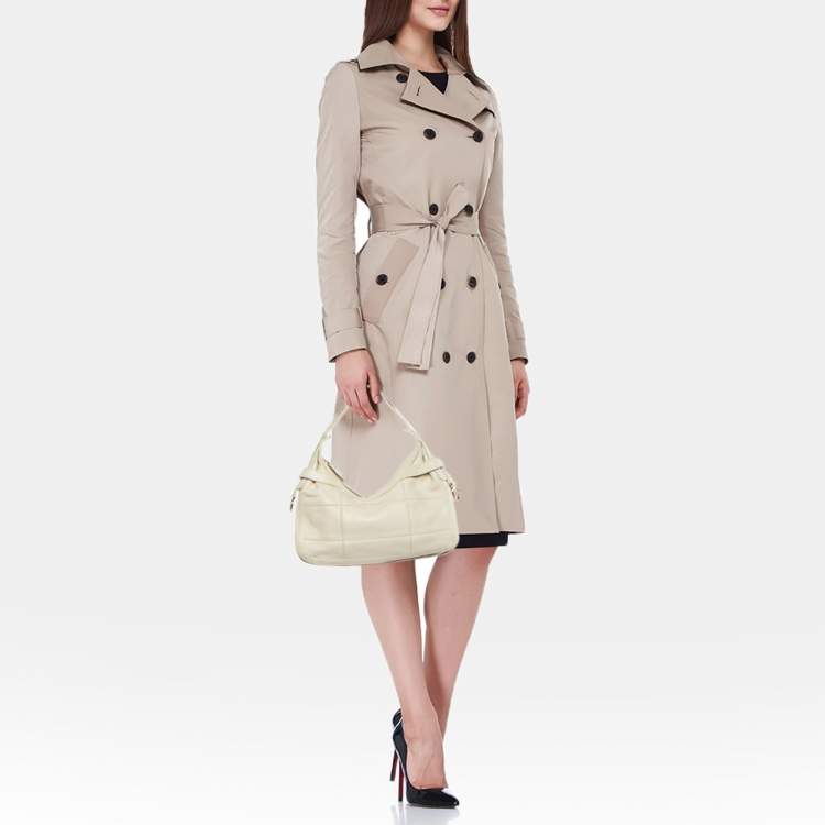 Pre Owned Salvatore Ferragamo Cream Leather Hobo