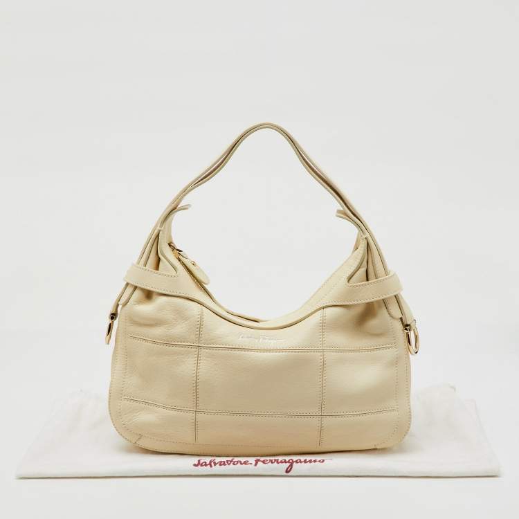 Pre Owned Salvatore Ferragamo Cream Leather Hobo