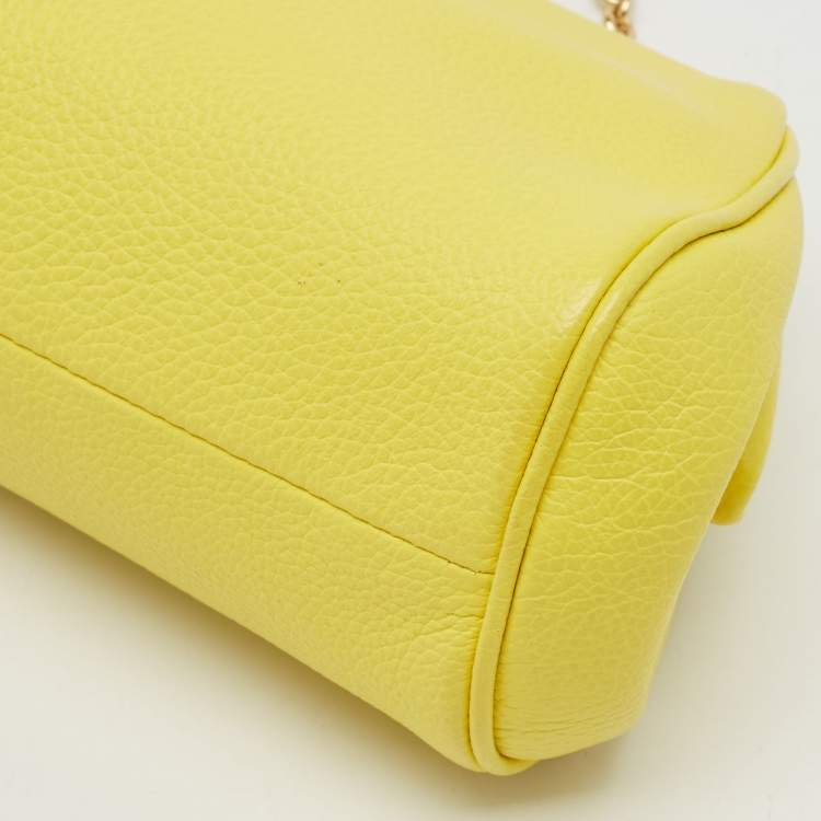 مملوكة مسبقًا Salvatore Ferragamo Yellow Leather Small Gancini Crossbody Bag
