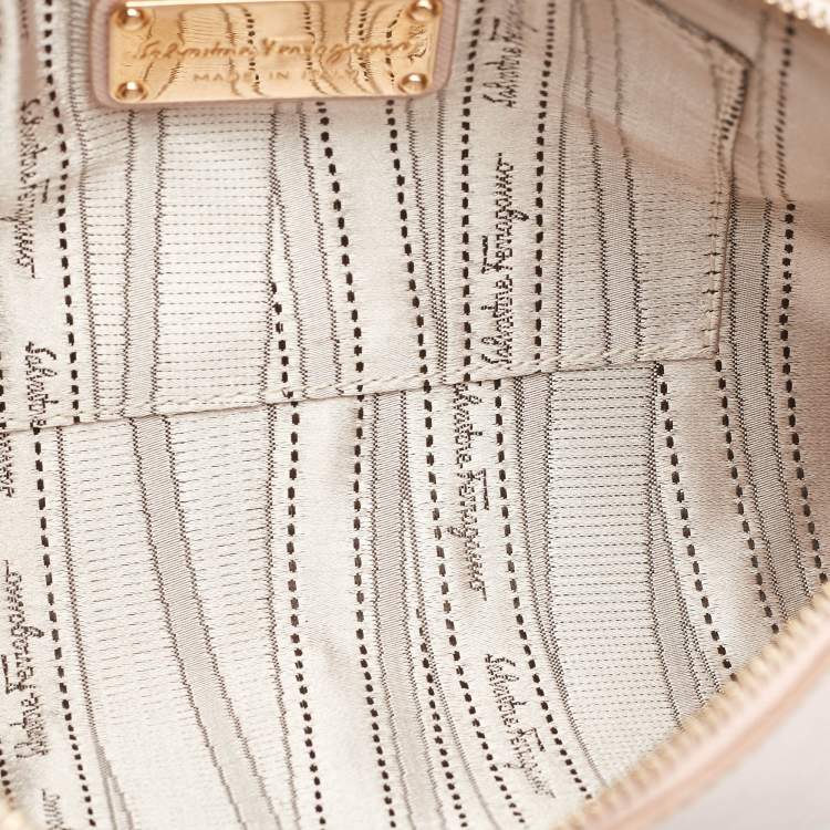 Pre Owned Salvatore Ferragamo Light Pink Saffiano Leather Gancini Shoulder Bag