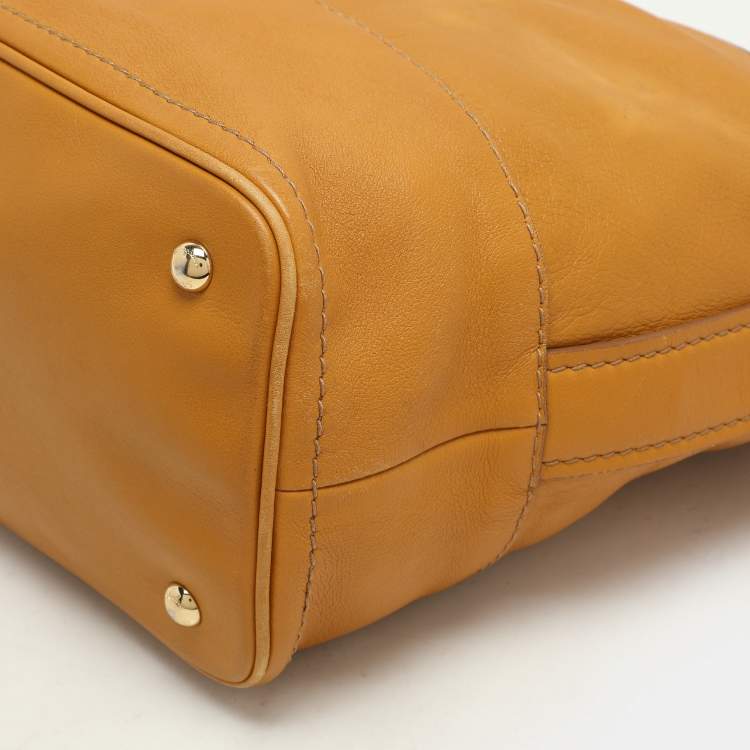 Pre Owned Salvatore Ferragamo Mustard Leather Hobo