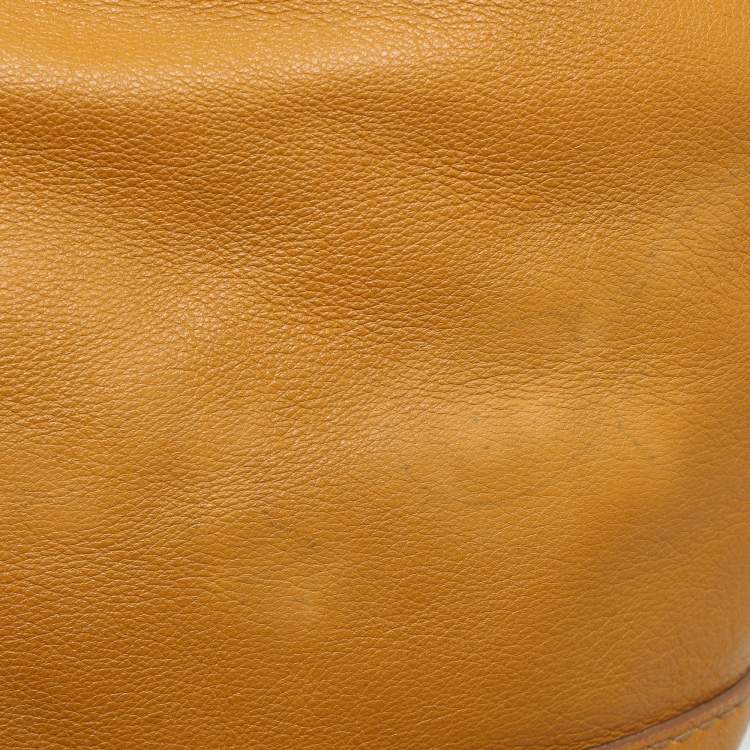 Pre Owned Salvatore Ferragamo Mustard Leather Hobo