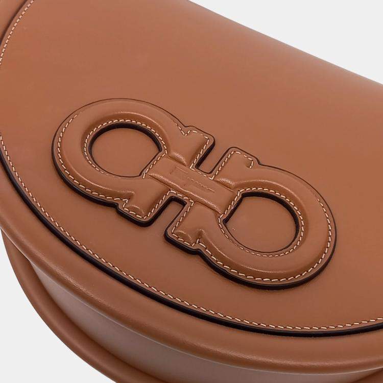 Pre Owned Salvatore Ferragamo Brown Leather Aura Bag