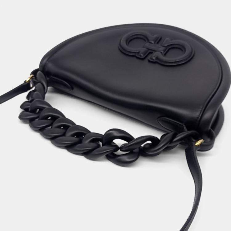 Pre Owned Salvatore Ferragamo Black Leather Aura Bag