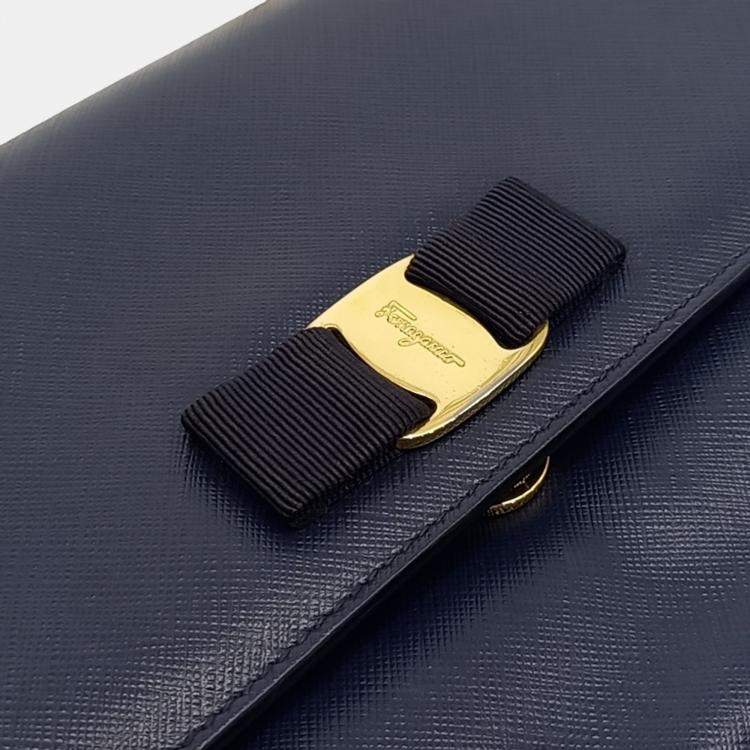 Pre Owned Salvatore Ferragamo Navy Blue Leather Genie Crossbody Bag