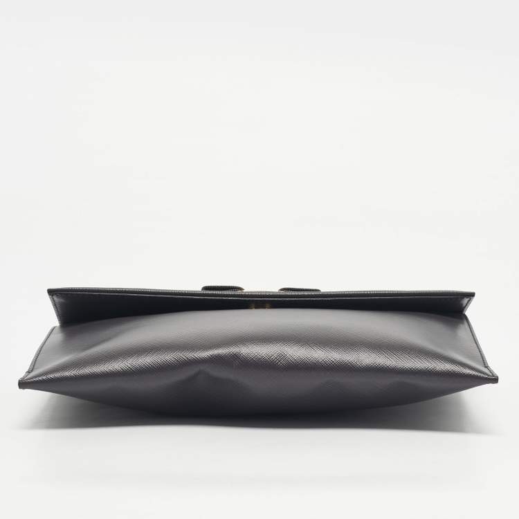 Pre Owned Salvatore Ferragamo Grey Leather Vara Bow Flat Clutch
