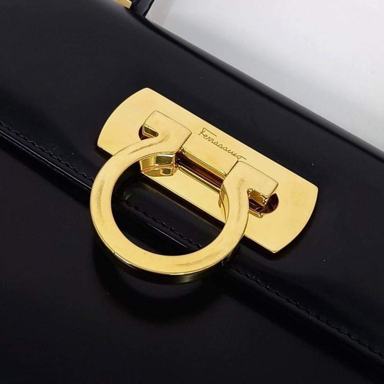 Pre Owned Salvatore Ferragamo Black Leather Medium Kelly Bag