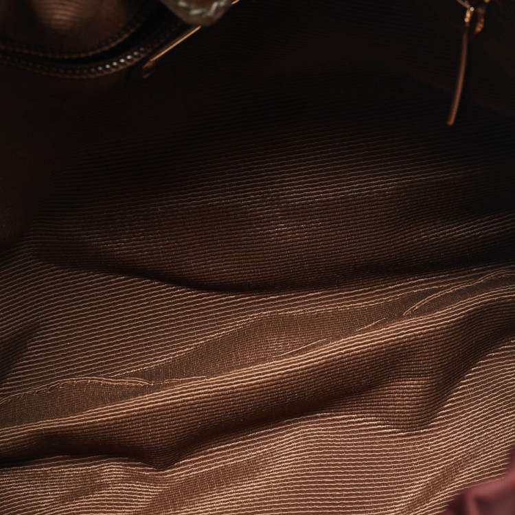 Pre Owned Salvatore Ferragamo Burgundy/Brown Nylon and Patent Leather Vara Bow Hobo