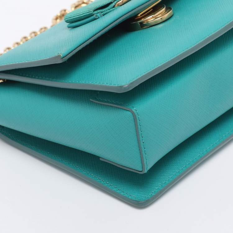 Pre Owned Salvatore Ferragamo Green Leather Mini Ginny Crossbody Bag
