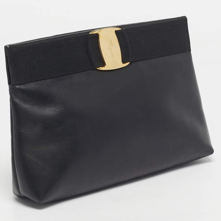 Pre Owned Salvatore Ferragamo Black Leather Vara Clutch
