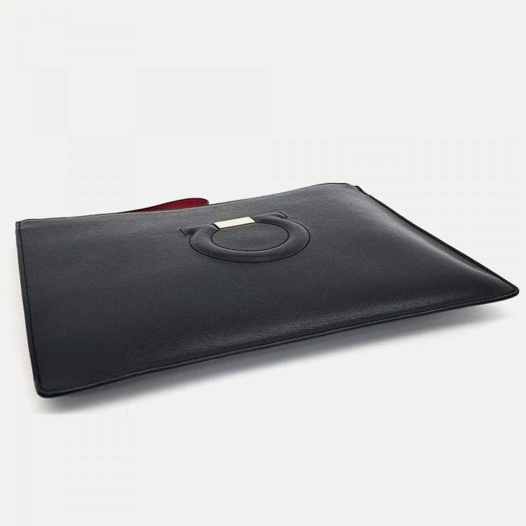 Pre Owned Salvatore Ferragamo Black Leather Gancini Clutch
