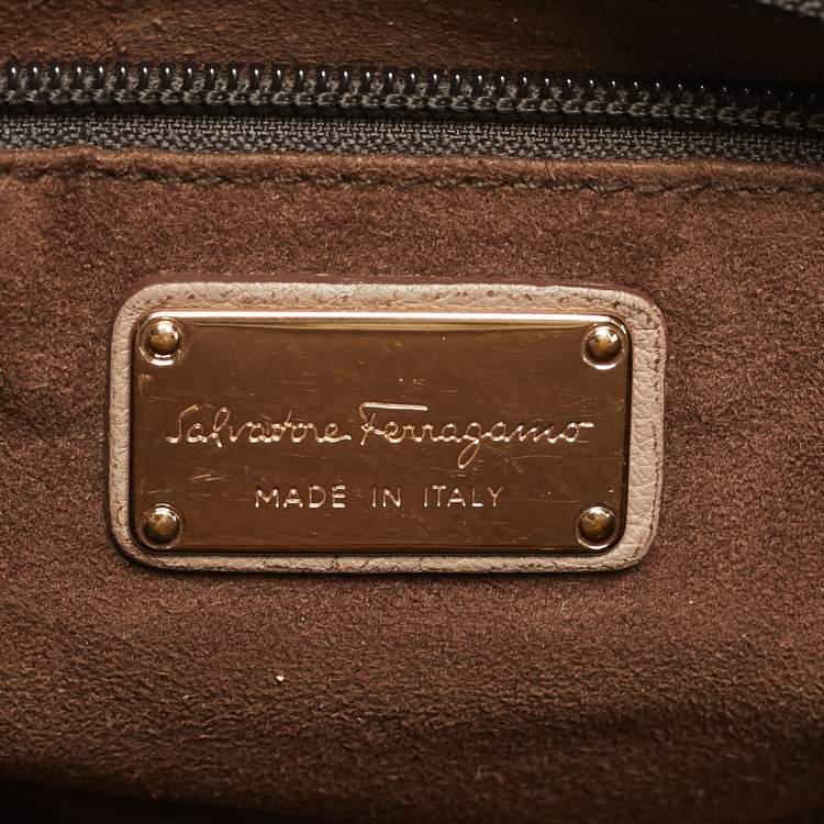 Pre Owned Salvatore Ferragamo Beige Leather Hortense Top Handle Bag