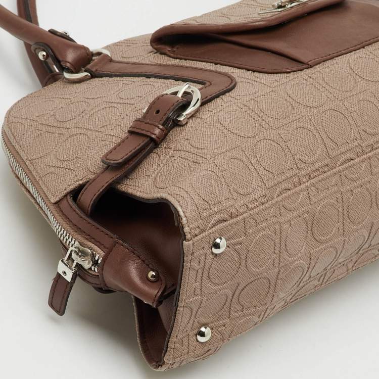 مملوكة مسبقًا Salvatore Ferragamo Beige/Brown Gancini Embossed Leather Zip Satchel