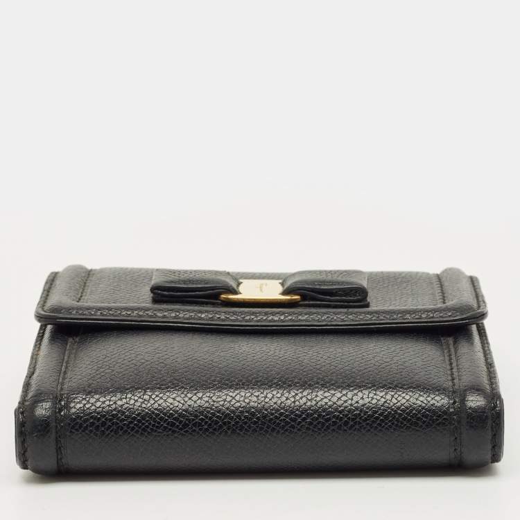 Pre Owned Salvatore Ferragamo Black Leather Vara Bow French Wallet