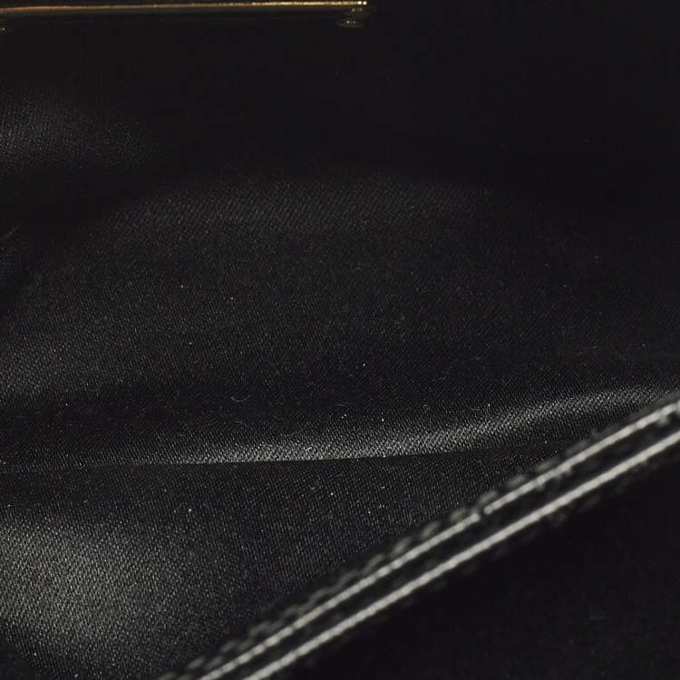 مملوكة مسبقًا Salvatore Ferragamo Melike Vara Bow Mini Black Leather Chain Tote