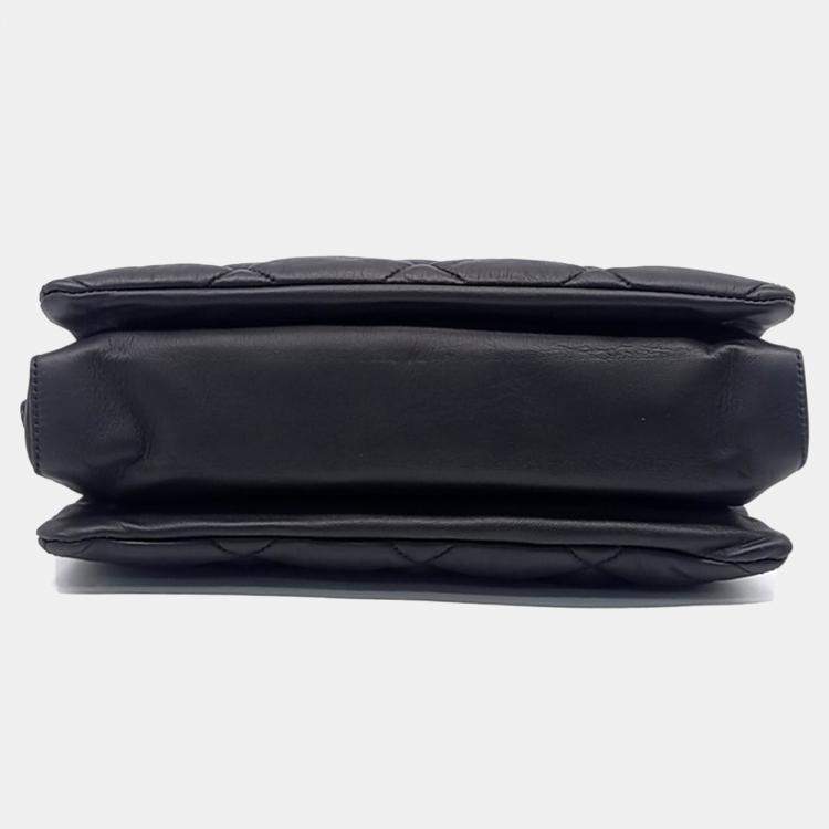 Pre Owned Salvatore Ferragamo Black Leather Vara Chain Shoulder Bag