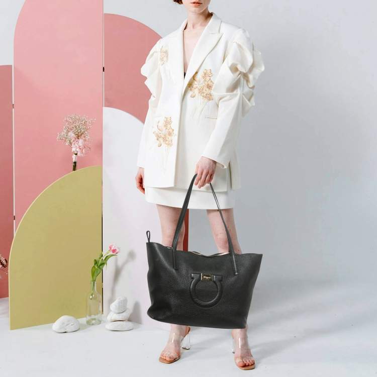 Pre Owned حقيبة يد توتس سالفاتوري فيراغامو جانشيو سيتي جلد أسود