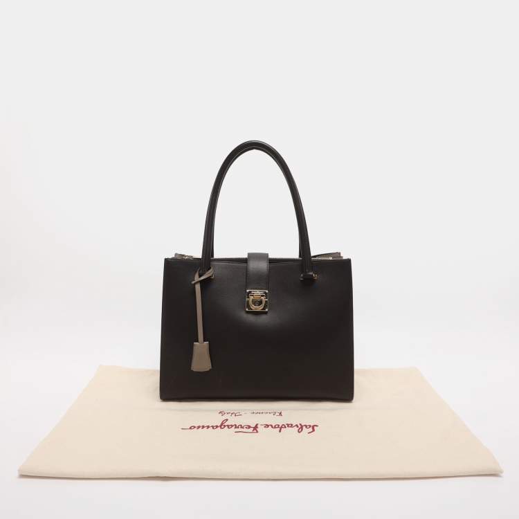 Pre Owned حقيبة يد سالفاتوري فيراغامو مارلين جلد كحلية