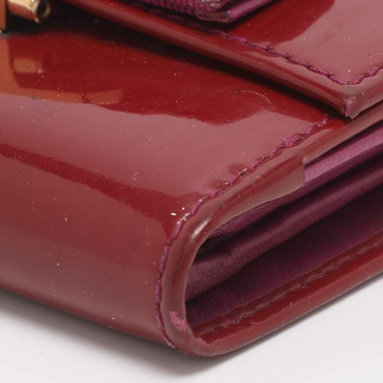 Pre Owned Salvatore Ferragamo Vara Bow Red Patent Leather Bifold Wallet