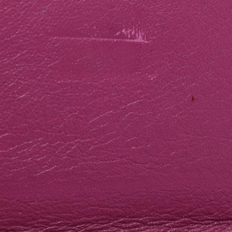 Pre Owned Salvatore Ferragamo Vara Bow Red Patent Leather Bifold Wallet