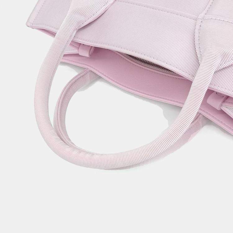 مملوكة مسبقًا Salvatore Ferragamo Pink Fabric fabric tote bag