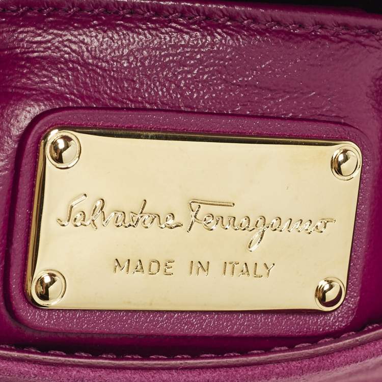 Pre Owned Salvatore Ferragamo Sofia Mini Magenta Metal and Suede Top Handle Bag