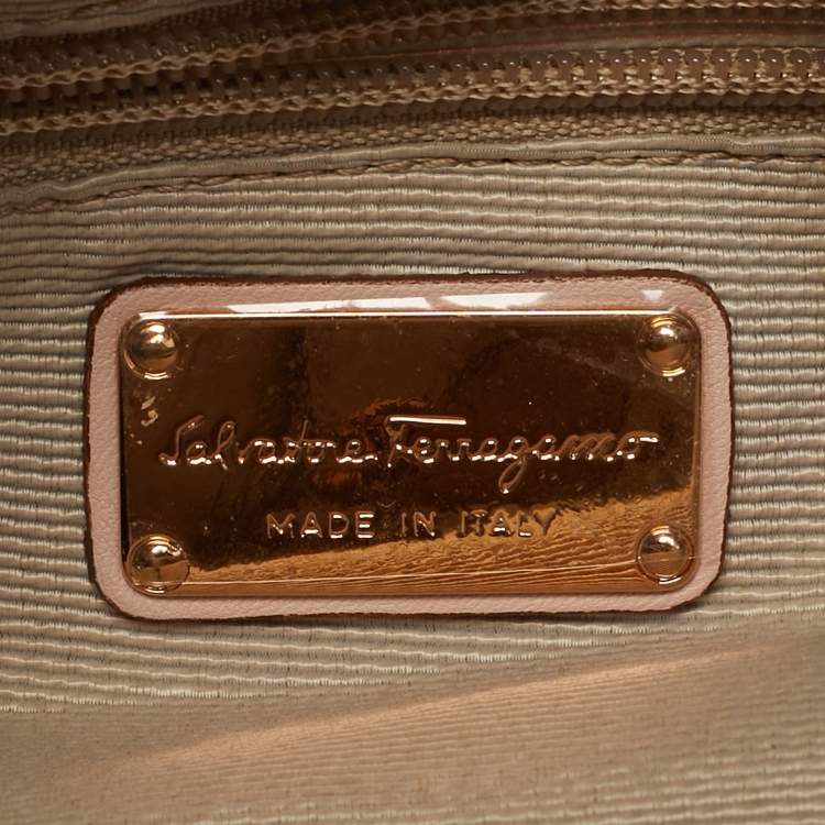 مملوكة مسبقًا Salvatore Ferragamo Pink Pleated Floral Leather and Satin Hobo