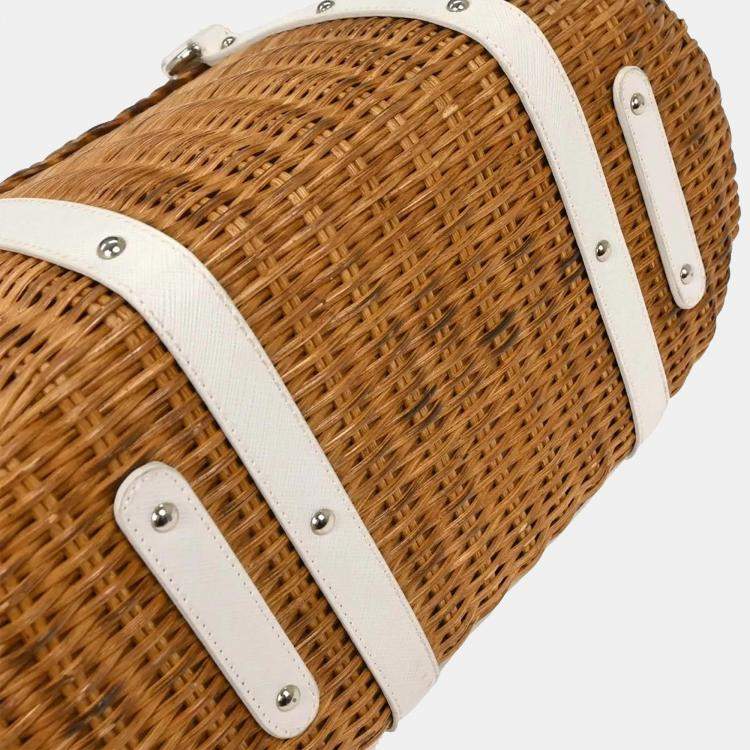 Pre Owned Salvatore Ferragamo Gancini White Rattan Shoulder Bag