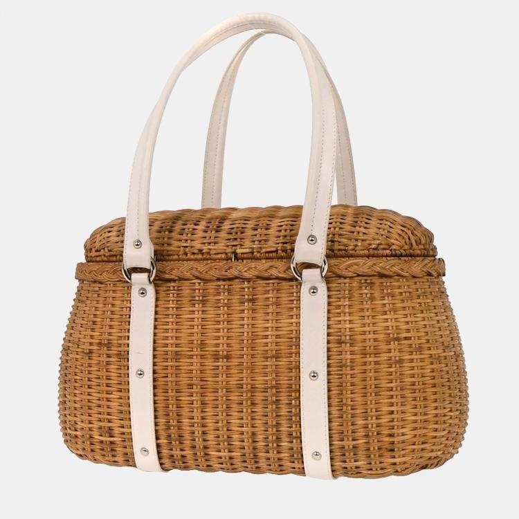 Pre Owned Salvatore Ferragamo Gancini White Rattan Shoulder Bag