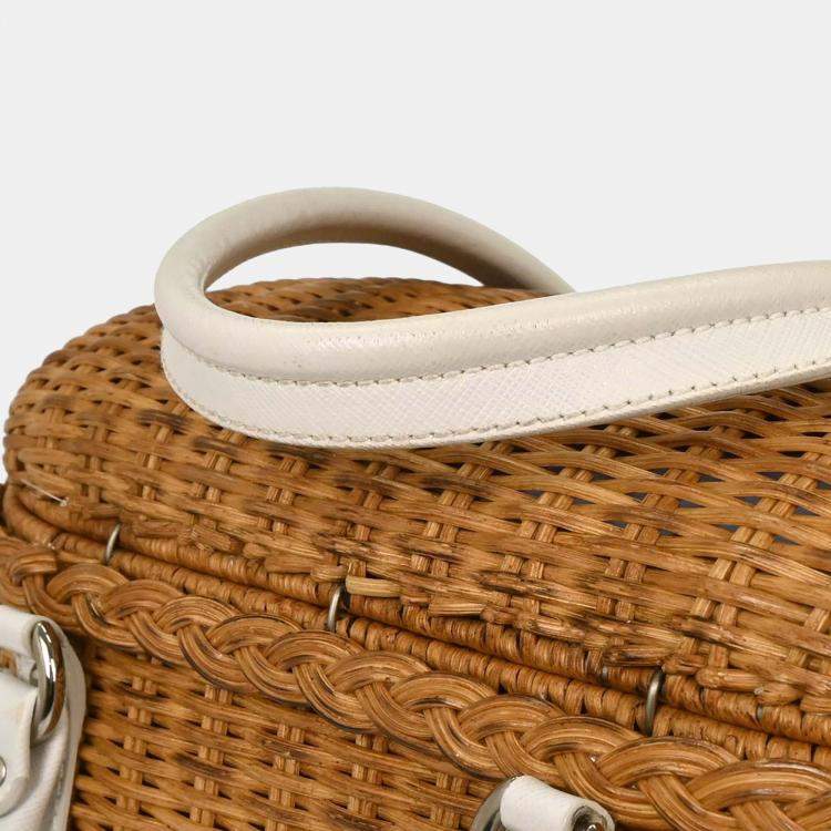 Pre Owned Salvatore Ferragamo Gancini White Rattan Shoulder Bag