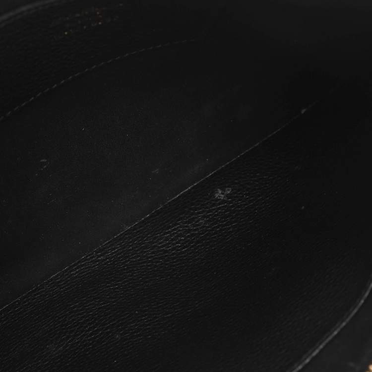 Pre Owned Salvatore Ferragamo Gancini Black Leather Wristlet Clutch