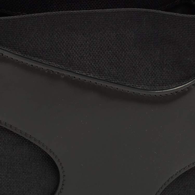 Pre Owned Salvatore Ferragamo Cut Out Small Black Canvas and Patent Leather Shoulder Bag