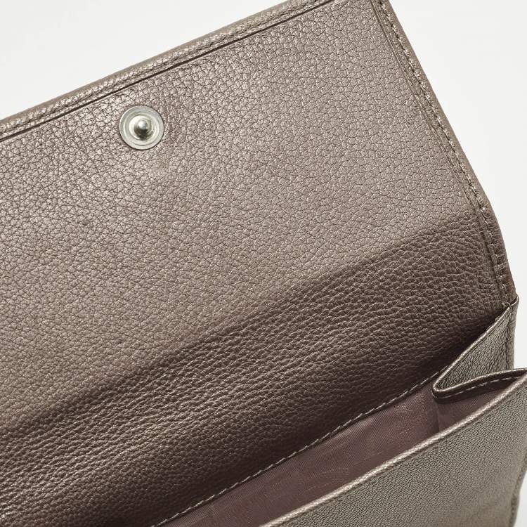 Pre Owned Salvatore Ferragamo Vara Bow Mauve Leather French Wallet