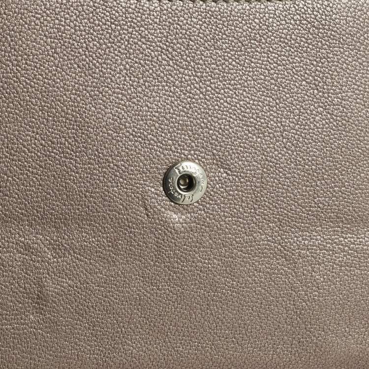 Pre Owned Salvatore Ferragamo Vara Bow Mauve Leather French Wallet