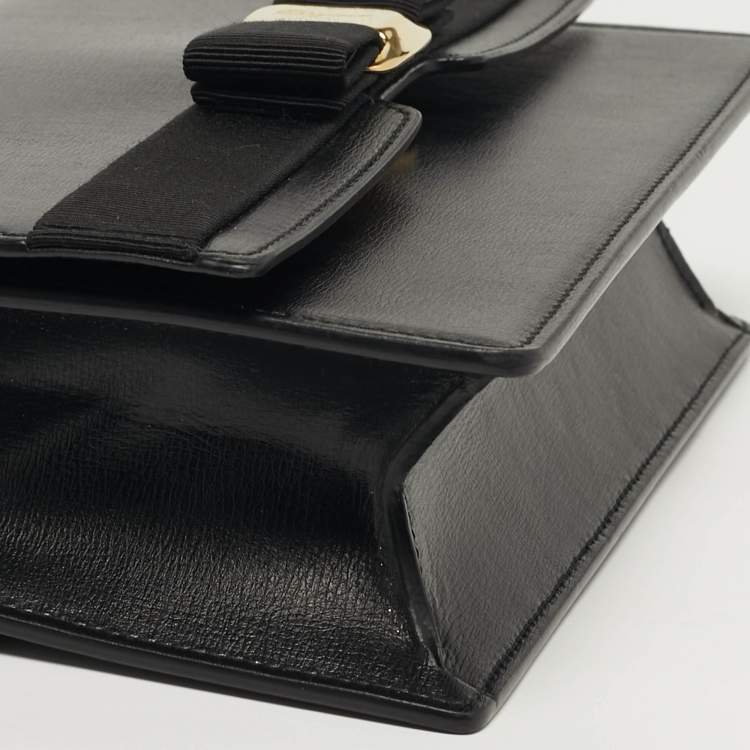 مملوكة مسبقًا Salvatore Ferragamo Vara Bow Chain Black Leather Shoulder Bag