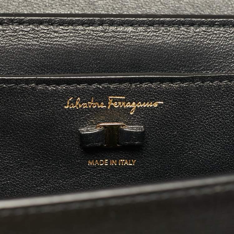 مملوكة مسبقًا Salvatore Ferragamo Vara Bow Chain Black Leather Shoulder Bag