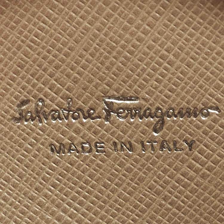 Pre Owned Salvatore Ferragamo Vara Bow Beige Leather Round Coin Purse