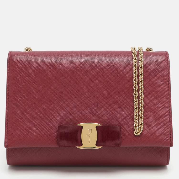 Pre Owned Salvatore Ferragamo Vara Bow Pink Leather Shoulder Bag