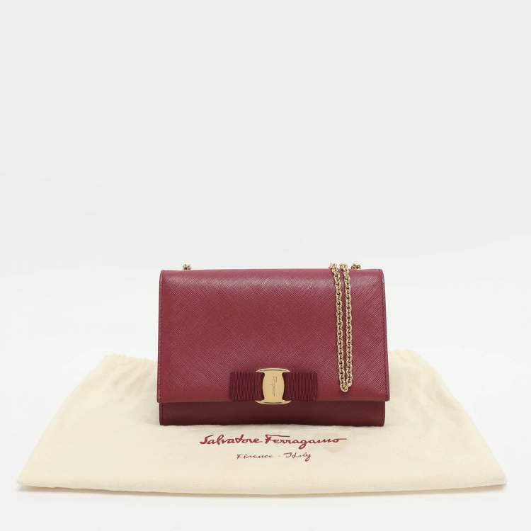 Pre Owned Salvatore Ferragamo Vara Bow Pink Leather Shoulder Bag