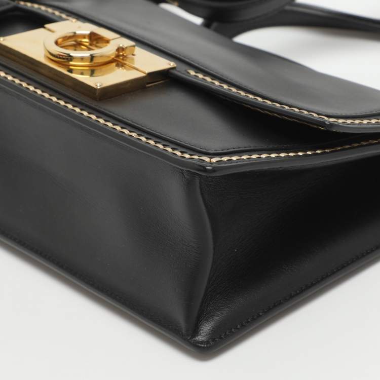 Pre Owned Salvatore Ferragamo Aileen Black Leather Shoulder Bag