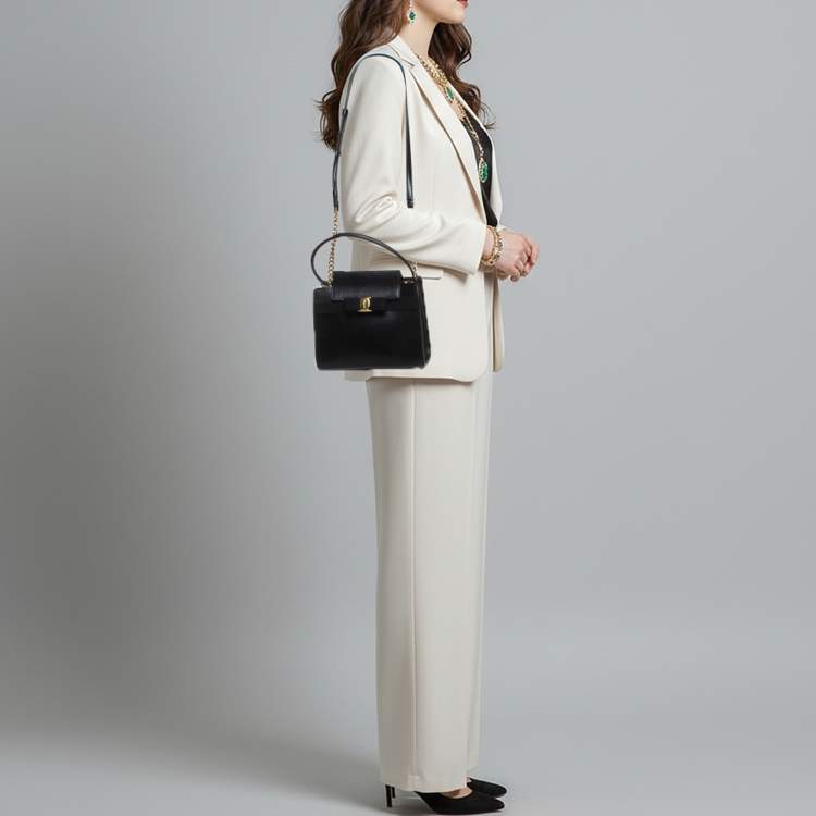 Pre Owned Salvatore Ferragamo Vara Bow Black Leather Flap Top Handle Bag