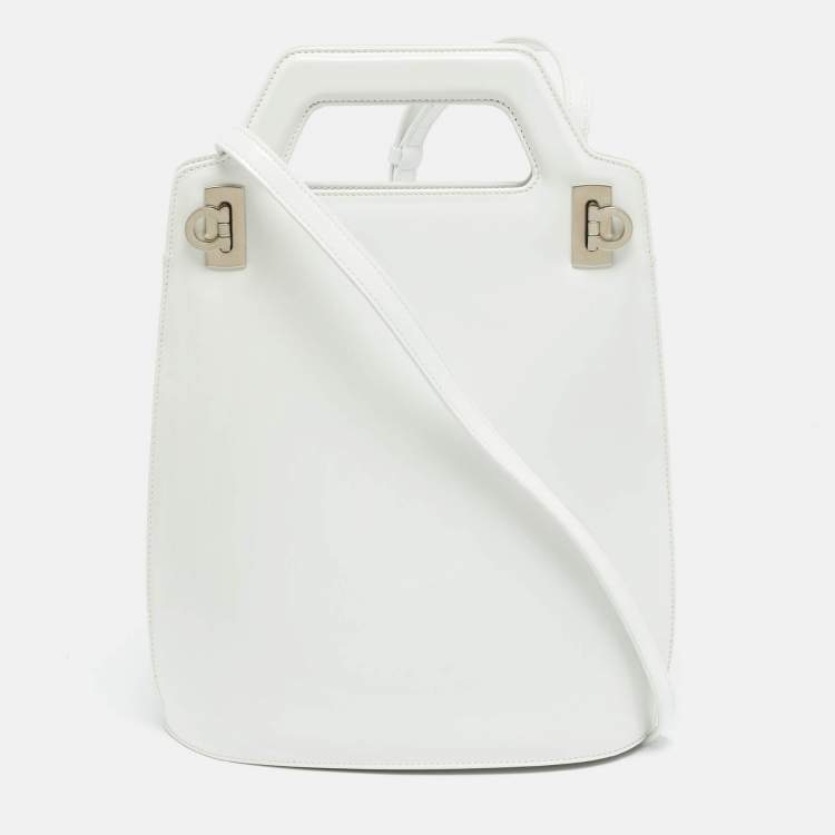 Pre Owned Salvatore Ferragamo Wanda White Leather Tote