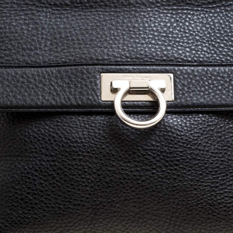مملوكة مسبقًا Salvatore Ferragamo Black Leather Medium Sofia Satchel