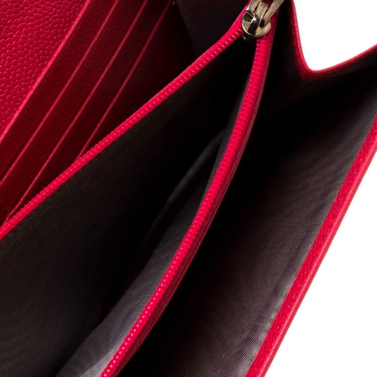 مملوكة مسبقًا Salvatore Ferragamo Pink Double Gancio Leather Continental Wallet