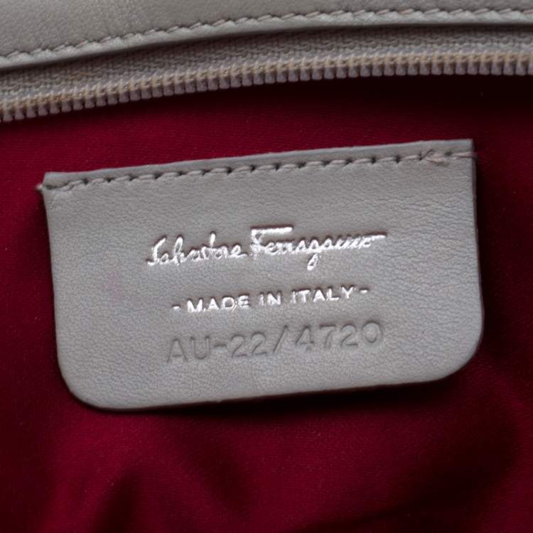 Pre Owned Salvatore Ferragamo Silver Satin and Leather Bow Crossbody Bag