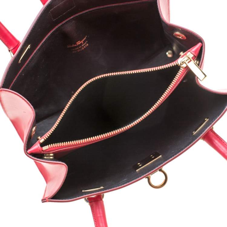 Pre Owned Salvatore Ferragamo Red Leather Gancini Lock Tote