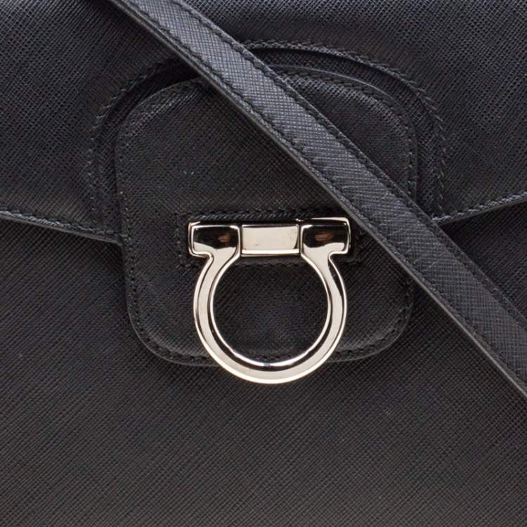 Pre Owned Salvatore Ferragamo Black Leather Kelly Top Handle Bag