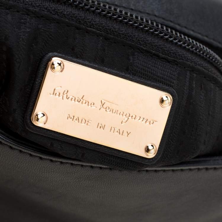 Pre Owned Salvatore Ferragamo Black Leather Gancini Flap Shoulder Bag